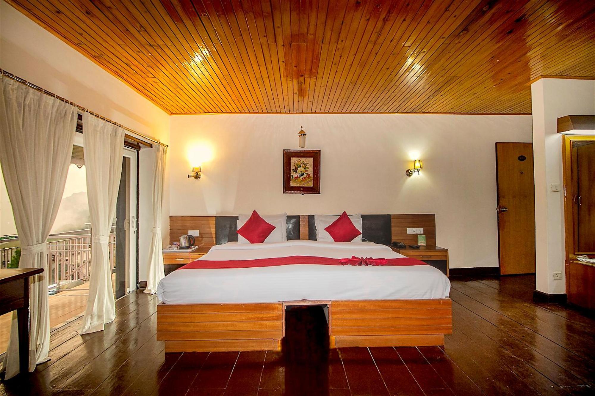 सहारा Heritage & Formerly Fortune Itc