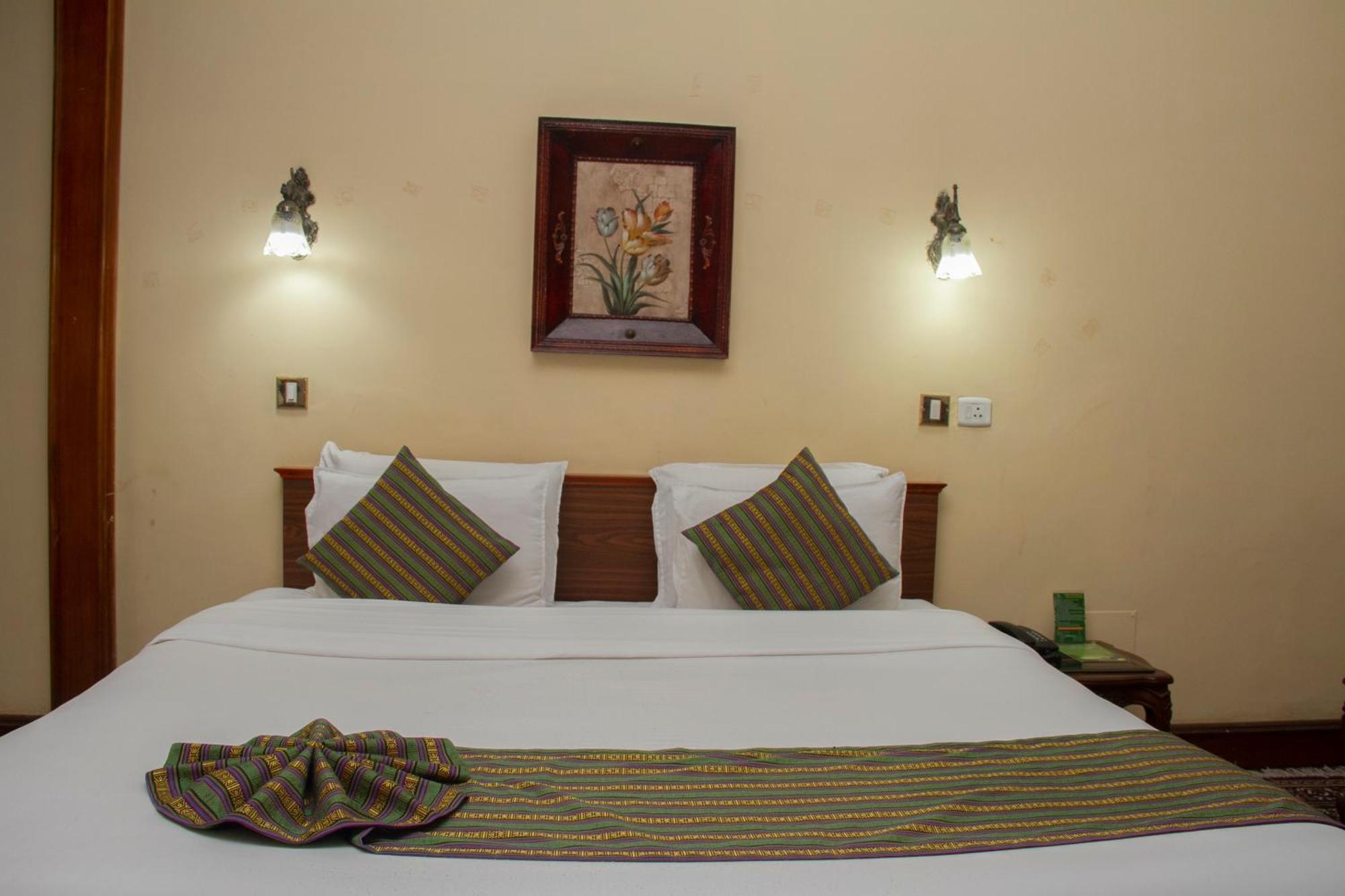 सहारा Heritage & Formerly Fortune Itc